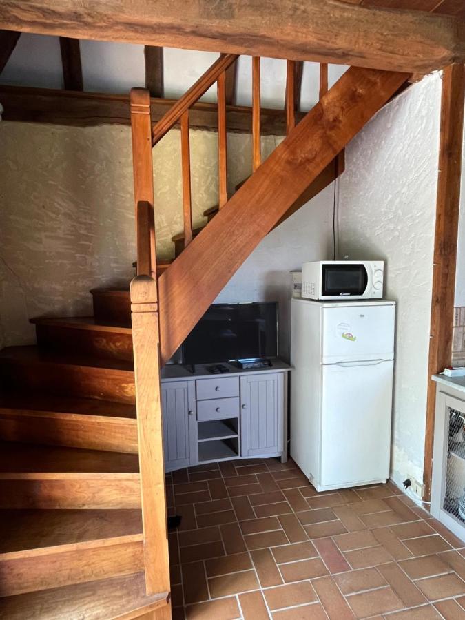 Petite Maison en Périgord Noir Plazac Extérieur photo